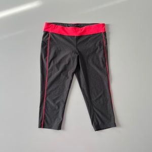 Neon pink and grey cropped leggings